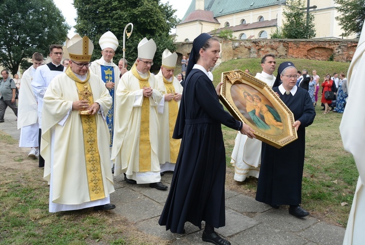 Koronacja obrazu Matki Bożej w Kietrzu