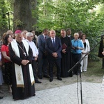 Krynica-Zdrój. Odsłonięcie pomnika abp. Antoniego Baraniaka