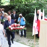 Krynica-Zdrój. Odsłonięcie pomnika abp. Antoniego Baraniaka