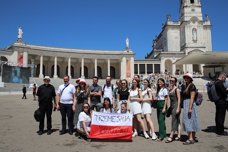 Pielgrzymi na ŚDM w Fatimie