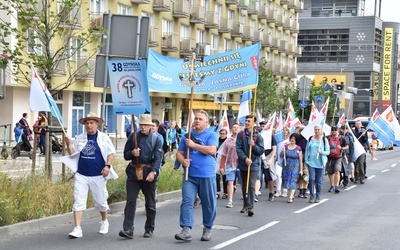 Gdynianie ruszyli na Jasną Górę