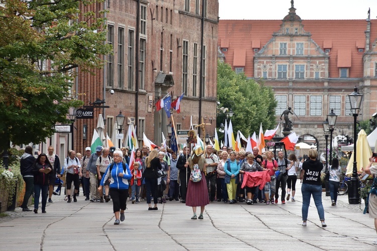 Po raz 41. gdańszczanie idą do Czarnej Madonny