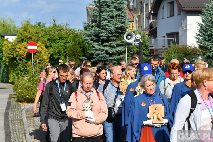 Z Rzepina na Jasną Górę