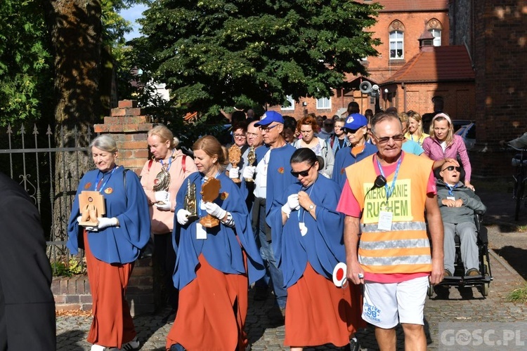 Z Rzepina na Jasną Górę