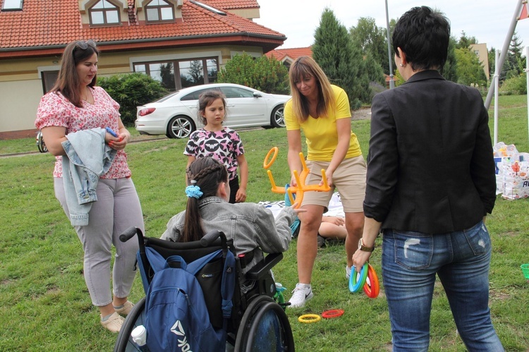 Festyn rodzinny dla migrantów i uchodźców