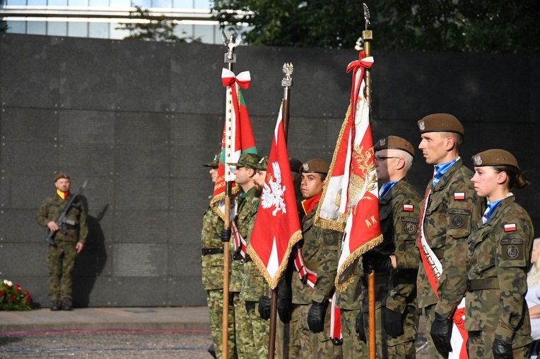 Msz św. przy Muzeum Powstania Warszawskiego 2023