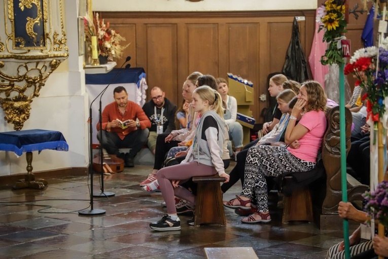 Najpierw Rokitno, a potem Jasna Góra