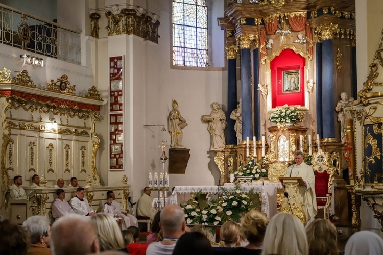Najpierw Rokitno, a potem Jasna Góra
