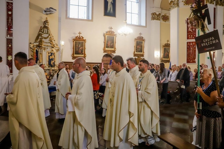 Najpierw Rokitno, a potem Jasna Góra