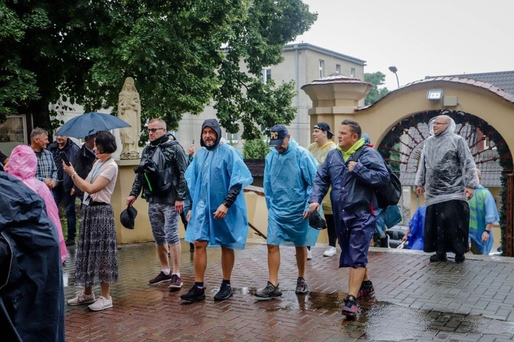 Najpierw Rokitno, a potem Jasna Góra