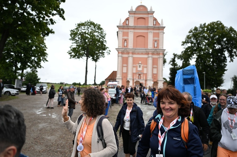 Wyjście pielgrzymki na Jasną Górę