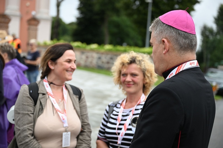 Wyjście pielgrzymki na Jasną Górę