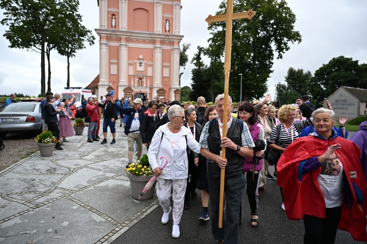 Wyjście pielgrzymki na Jasną Górę