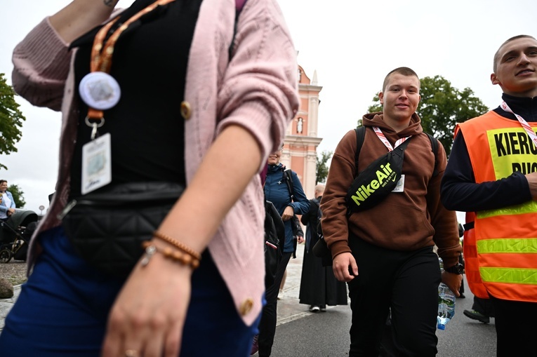 Wyjście pielgrzymki na Jasną Górę