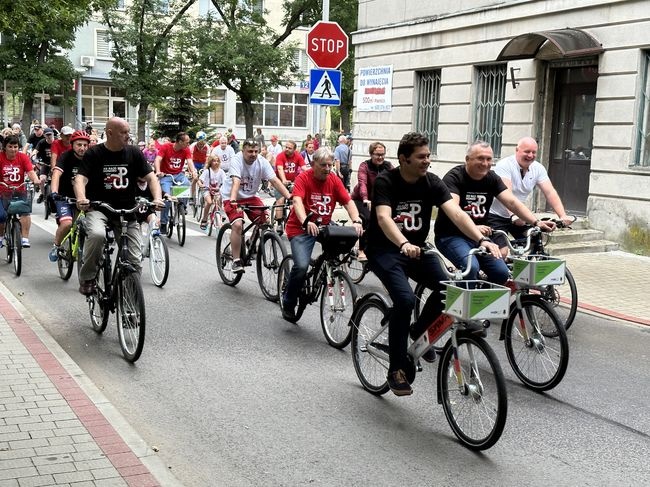 Rajdu Honoru przejechał ulicami miasta.