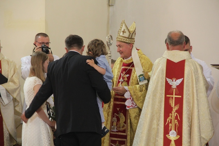 Dębica. 50-lecie parafii pw. Matki Bożej Anielskiej