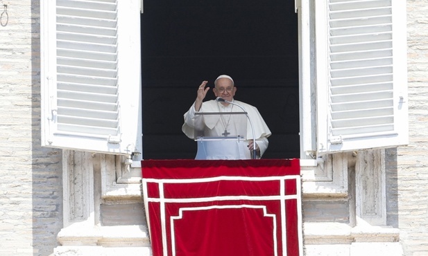 Papież wyrusza do Lizbony na Światowe Dni Młodzieży