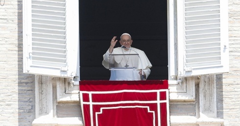 Papież wyrusza do Lizbony na Światowe Dni Młodzieży