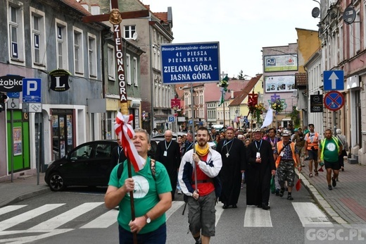 Z Zielonej na Jasną Górę