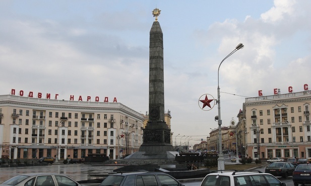 Unia Europejska nałożyła nowe sankcje na Białoruś m.in. za jej zaangażowanie w agresję przeciwko Ukrainie