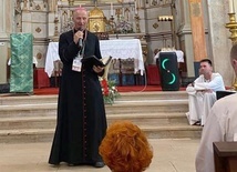 Bp Marek Solarczyk na ŚDM 2023, gdzie wygłosił konferencję do uczestników spotkania młodych.