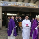 Uroczystości pogrzebowe śp. ks. Franciszka Płonki na os. Karpackim w Bielsku-Białej