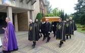 Uroczystości pogrzebowe śp. ks. Franciszka Płonki na os. Karpackim w Bielsku-Białej