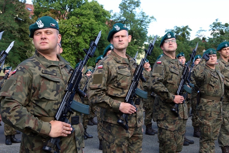 Przysięga wojskowa kapelanów rezerwy z całej Polski 2023