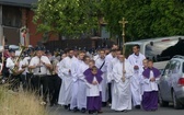 Ostatnie pożegnanie ks. prał. Franciszka Płonki w rodzinnym Zarzeczu