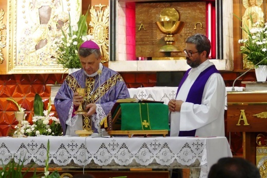 Ostatnie pożegnanie ks. prał. Franciszka Płonki w rodzinnym Zarzeczu