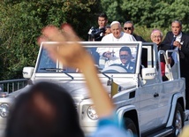 Papież Franciszek przybył do Fatimy