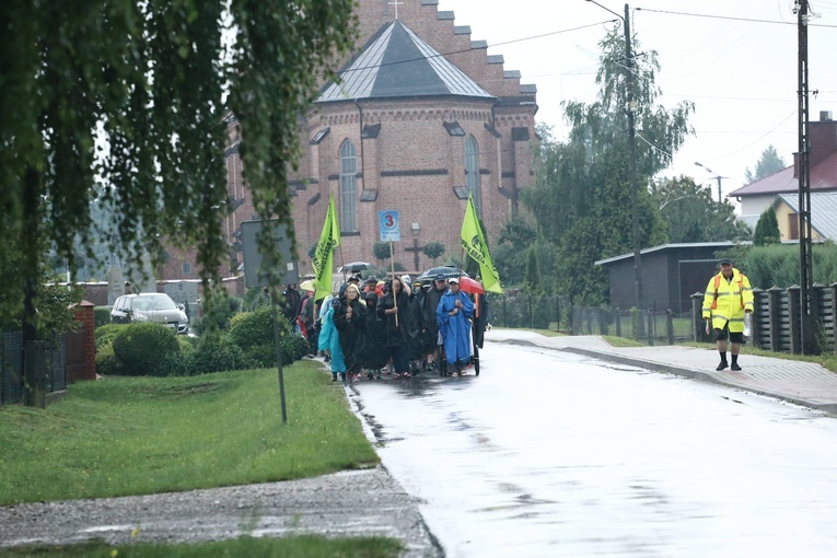 Pielgrzymi rzeszowscy w Ociece