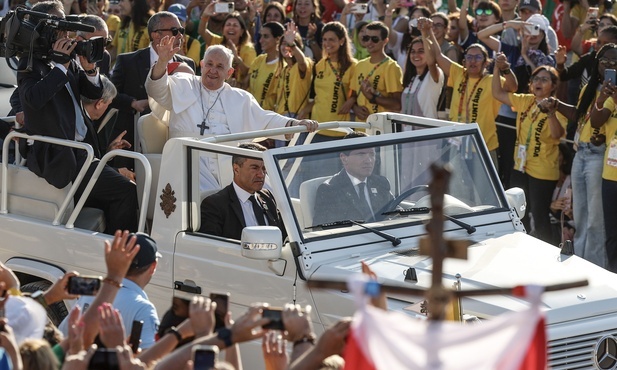 Franciszek do młodych: wstańcie i nieście Ewangelię