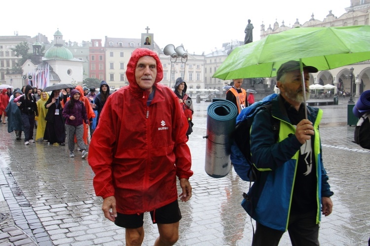 Wyjście 43. Pieszej Pielgrzymki Krakowskiej z Wawelu na Jasną Górę