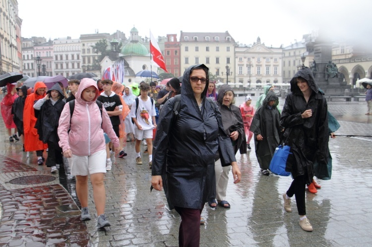 Wyjście 43. Pieszej Pielgrzymki Krakowskiej z Wawelu na Jasną Górę