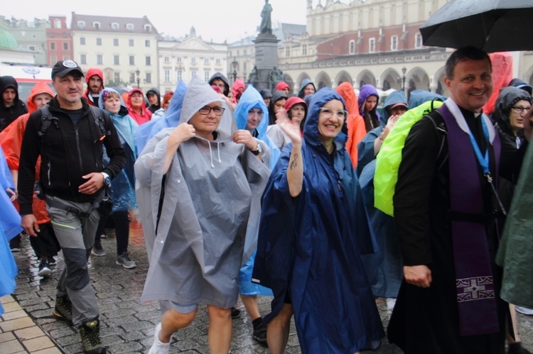 Wyjście 43. Pieszej Pielgrzymki Krakowskiej z Wawelu na Jasną Górę