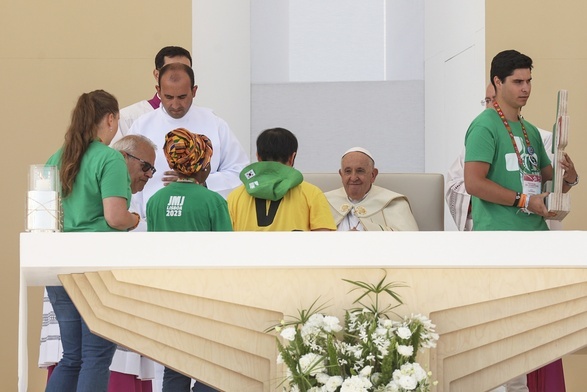Franciszek na zakończenie ŚDM: bądźcie świadkami wiary, nadziei i miłości 