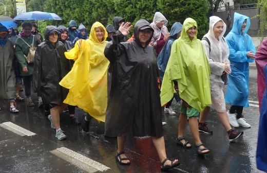 Grupa 2. - z Bielska-Białej Hałcnowa na Jasną Górę - 2023