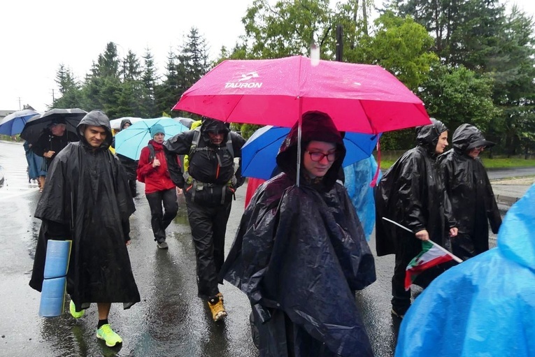 Grupy 3./4. - z Bielska-Białej Hałcnowa na Jasną Górę - 2023