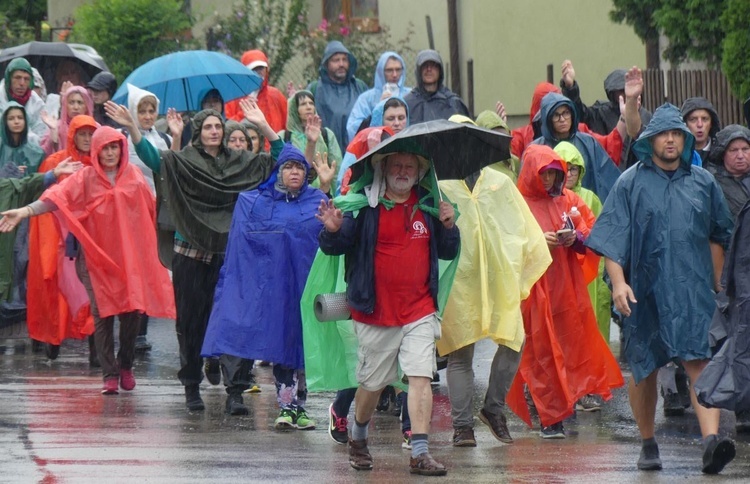 Gościna pielgrzymów hałcnowskich w Wilamowicach - 2023