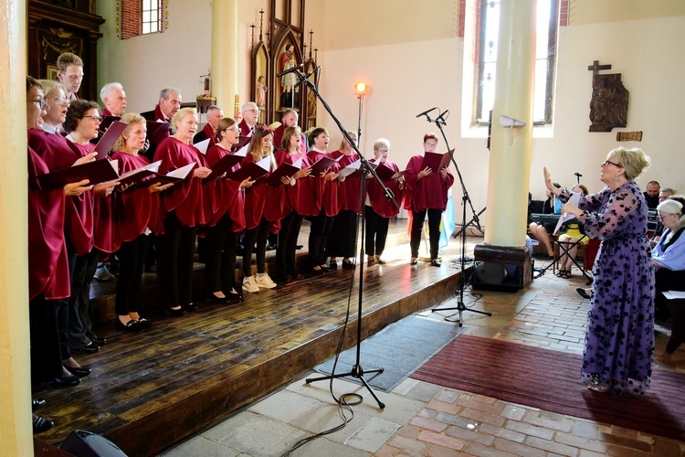 Miłakowo. IV Ogólnopolski Festiwal Muzyki Chóralnej