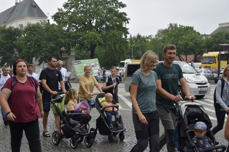 XXVIII ŁPPM na Jasną Gorę - dzień 1