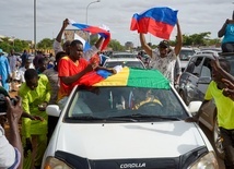 Niger zamyka przestrzeń powietrzną. Upływa termin ultimatum ECOWAS na odwrócenie zamachu stanu.