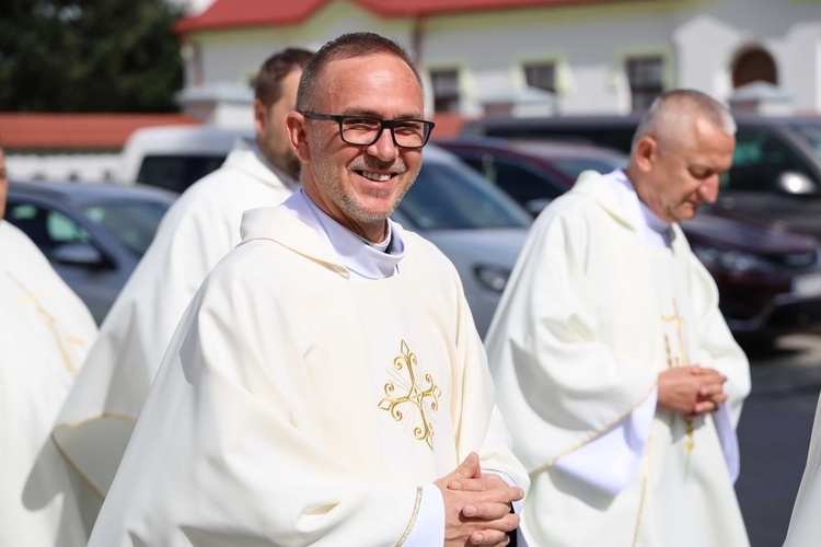 Śluby wieczyste u sióstr dominikanek w Tarnobrzegu Wielowsi