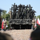 Warszawa: Uroczystości upamiętniające ofiary tzw. operacji polskiej NKWD w latach 1937-38