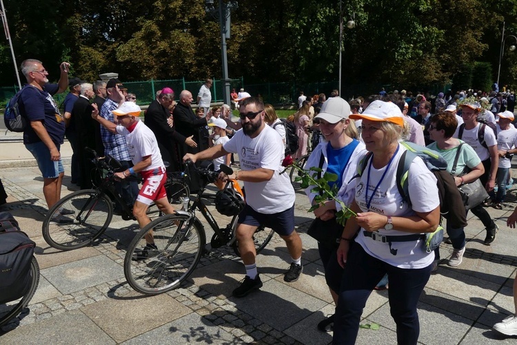 Powitanie 21. Pielgrzymki Pieszej Dekanatu Czechowickiego na Jasnej Górze - 2023