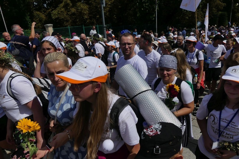 Powitanie 21. Pielgrzymki Pieszej Dekanatu Czechowickiego na Jasnej Górze - 2023