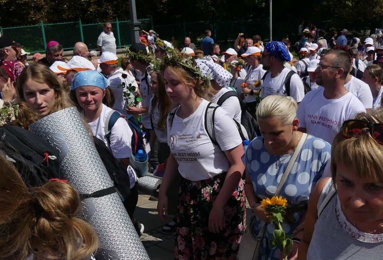 Powitanie 21. Pielgrzymki Pieszej Dekanatu Czechowickiego na Jasnej Górze - 2023