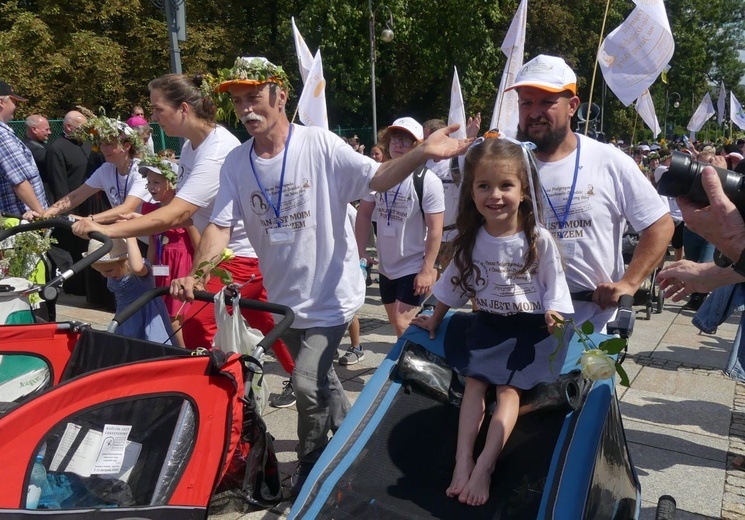 Powitanie 21. Pielgrzymki Pieszej Dekanatu Czechowickiego na Jasnej Górze - 2023