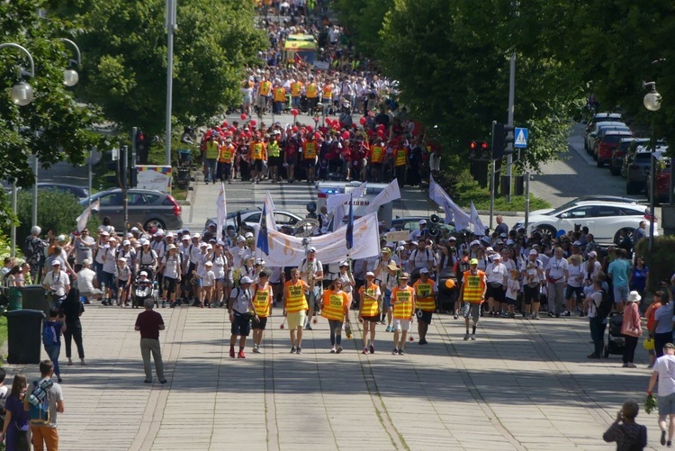 Powitanie 21. Pielgrzymki Pieszej Dekanatu Czechowickiego na Jasnej Górze - 2023